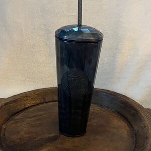Starbucks Black Pearl Dome Lid 24 oz Cold Faceted Tumbler With Straw New